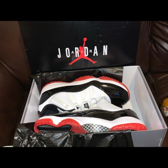 Air Jordan Concord Bred 11s Low top Size 10 - Picture 5 of 6